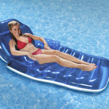 85687 | Adjustable Chaise Floating Lounge - Lifestyle 1