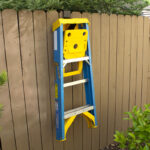 35610PrdJumboHoseHangerHangingWithLadderRGB800px
