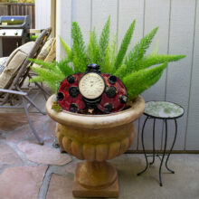 54578 | Ladybug Thermometer Wall Décor - Lifestyle 3